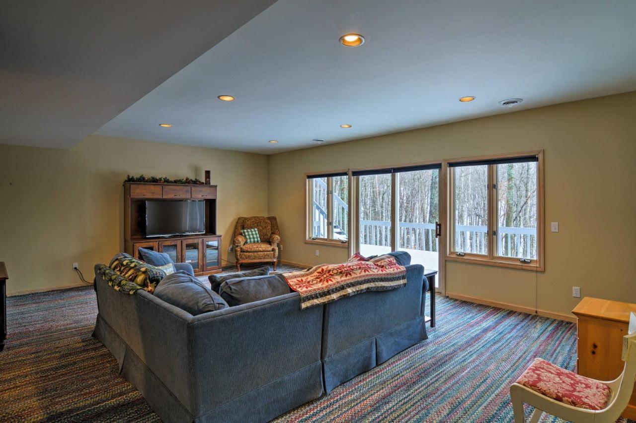 Resort-Style Harbor Springs Home With 2 Decks! Zewnętrze zdjęcie